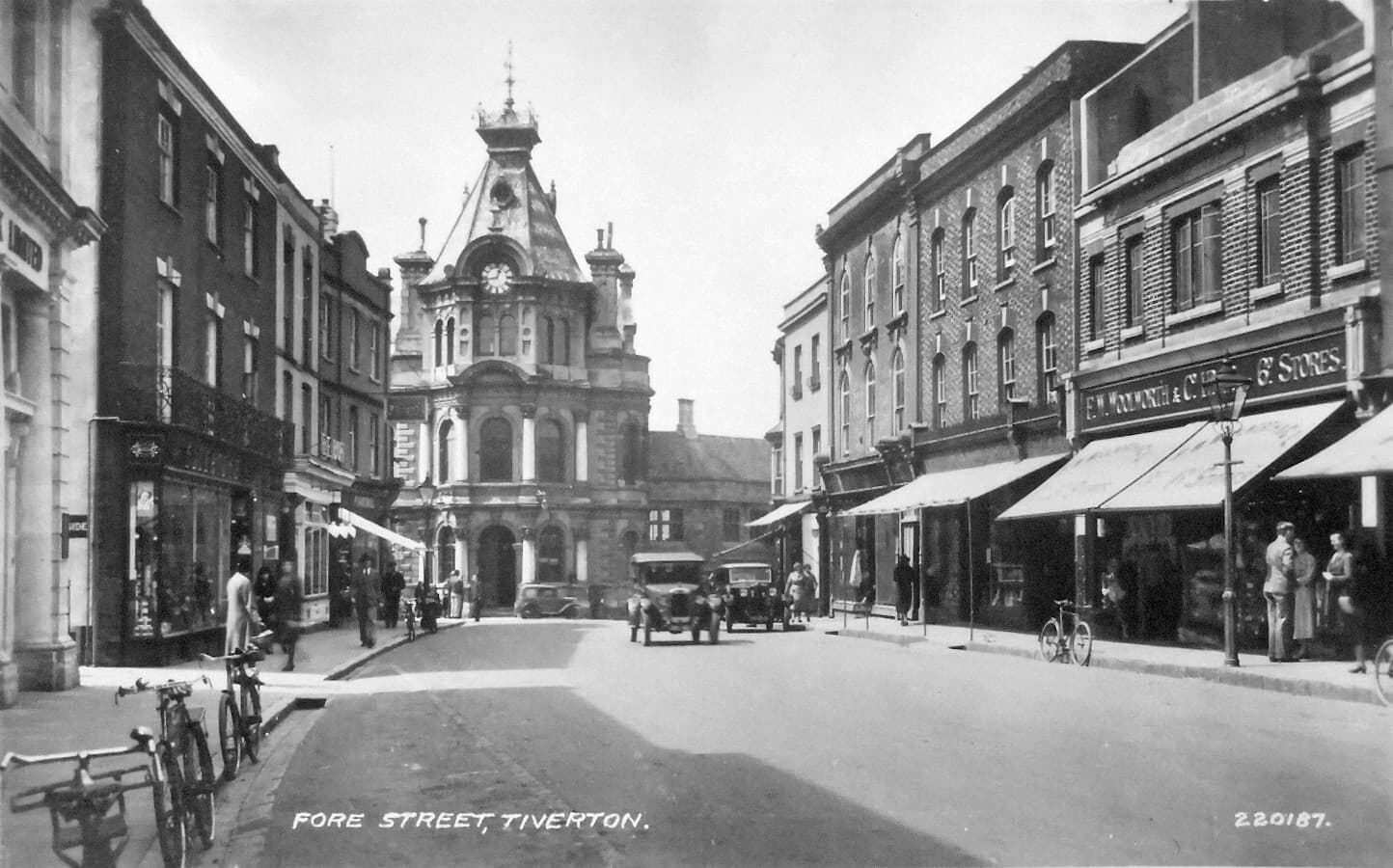 a picture of the Tiverton high street in the old days